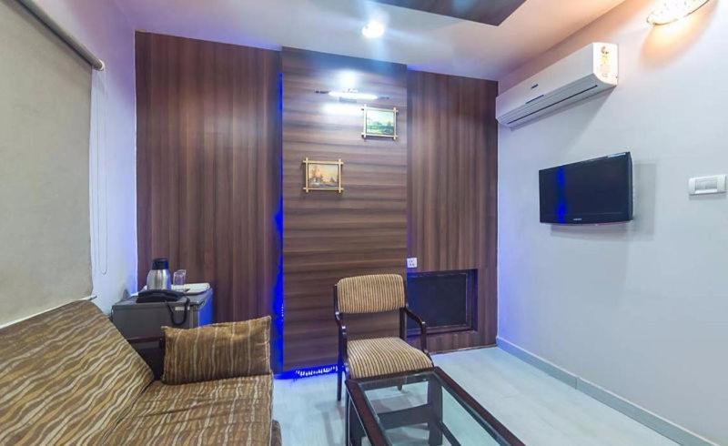 Hotel Tara International Hyderabad Bagian luar foto