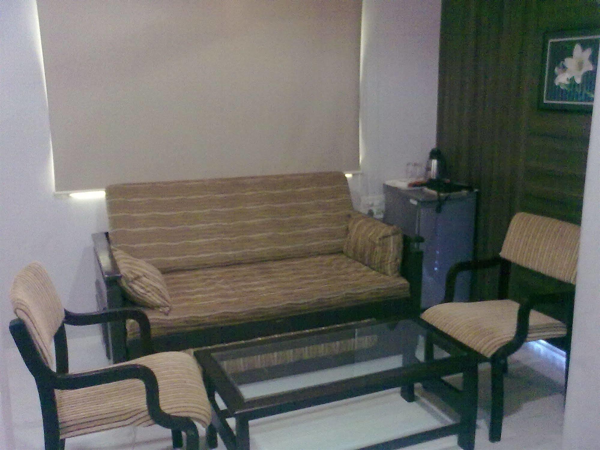 Hotel Tara International Hyderabad Bagian luar foto