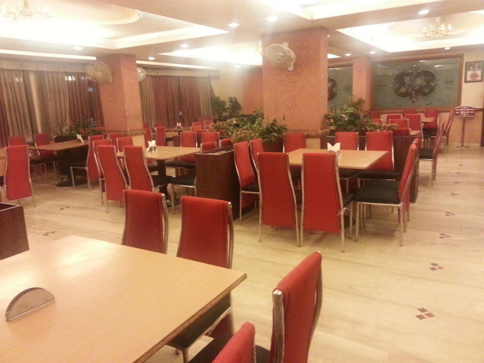 Hotel Tara International Hyderabad Bagian luar foto